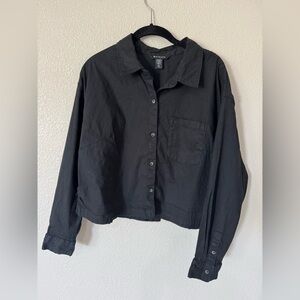 Athleta Black Collared Cropped Button Down Long Sleeve Shirt Women’s Size XL